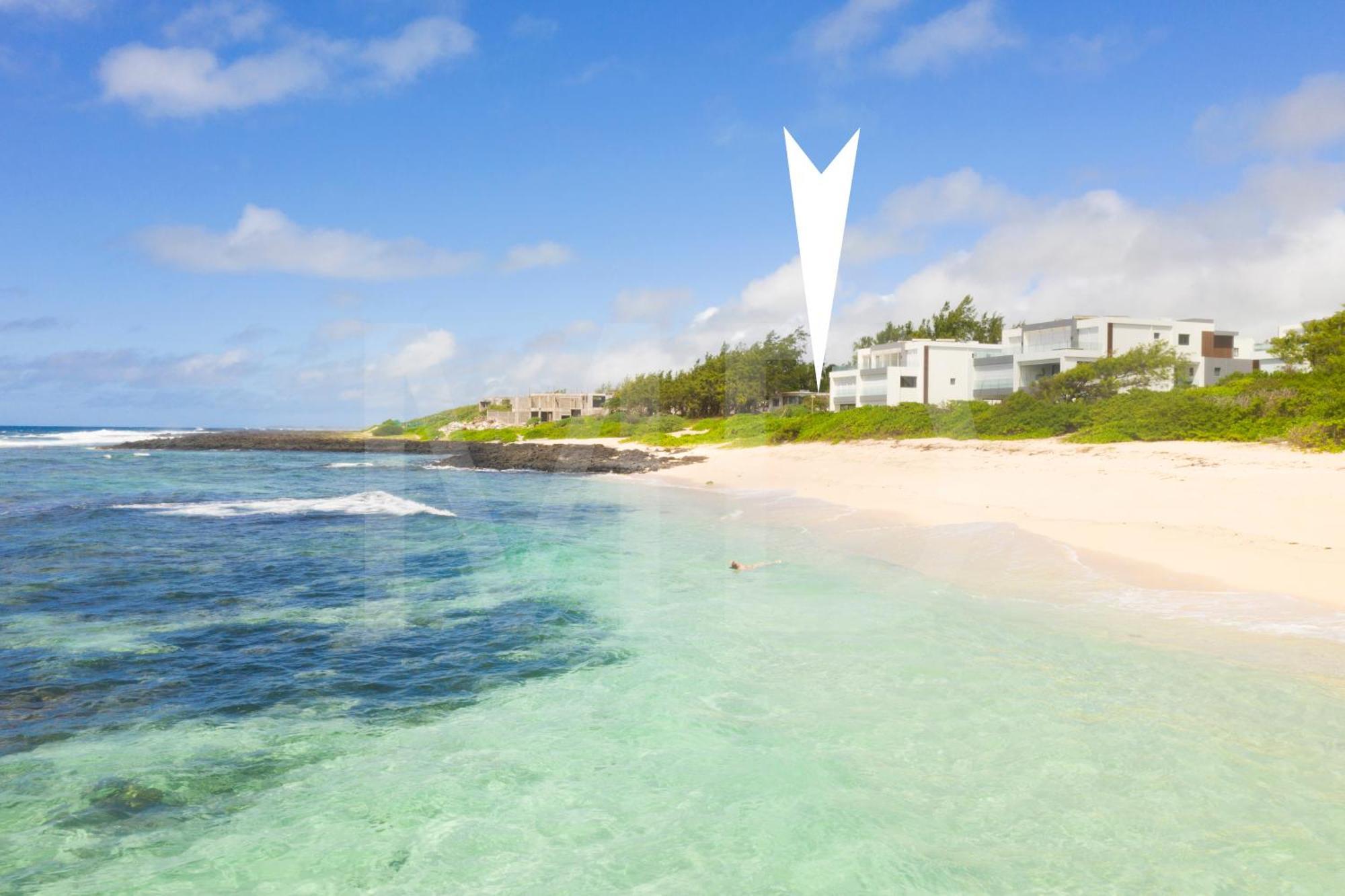 White&Blue Beachfront Luxury Poste Lafayette מראה חיצוני תמונה